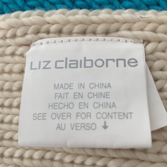 Set of 2 Paw print scarves - Picture 11 of 11